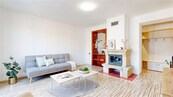 Prodej prostorného bytu 3+1 s terasou a krbem, 70 m2 - Karviná, Nové Město, cena 3900000 CZK / objekt, nabízí 