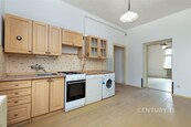 Byt 1+1 (45 m2) se společnou zahradou v cihlovém domě - Ostrava-Nová Ves, cena 7300 CZK / objekt / měsíc, nabízí CENTURY 21 The Most Reality