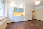 Prodej zrekonstruovaného bytu 1+kk, 22 m2 - Ostrava, Poruba, cena 2690000 CZK / objekt, nabízí 