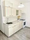 Prodej bytu 2+1 56 m2, s velkou zasklenou lodžií a sklepní kójí, Ostrava-Poruba, ulice Opavská, cena 3790000 CZK / objekt, nabízí 