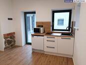 Pronájem bytu 2+kk, 37 m2, Nový Jičín, ul. Revoluční, cena 13000 CZK / objekt / měsíc, nabízí 