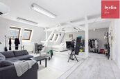 Podkrovní byt 115 m v centru Ostravy 2× 1+1 s nájemníky, cena 9750000 CZK / objekt, nabízí 