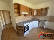 Pronájem bytu 2+1 v osobním vlastnictví, 50 m2, ul.Kosmonautů, Karviná - Ráj, cena 9500 CZK / objekt / měsíc, nabízí 