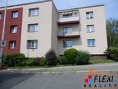 Pronájem bytu 3+1 s balkonem v os.vl.,63,4 m2, ul. Lískovecká, Frýdek-Místek, cena 15000 CZK / objekt / měsíc, nabízí 