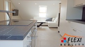 Pronájem nadstandartního podkrovního bytu 2+kk/65m2 na ul. Daliborova, Ostrava - Mariánské Hory, cena 16000 CZK / objekt / měsíc, nabízí 