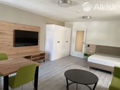 Pronájem bytu 1+kk, 49m2, Opava, Dolní náměstí, cena 17500 CZK / objekt / měsíc, nabízí 