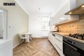 Pronájem bytu 1+1 ( 42,36m2 ) v osobním vlastnictví, ulice Jaselská, Opava-Předměstí, cena 11400 CZK / objekt / měsíc, nabízí 
