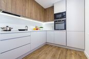 Pronájem zrekonstruovaného bytu 2+1, 55 m2, Ostrava, Hrabůvka, ul. Mjr. Cholevova, cena 16900 CZK / objekt / měsíc, nabízí Relokate Estate s.r.o.