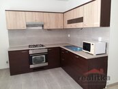 Pronájem hezkého bytu 1+1, 37m2, Opava, ul. Liptovská, cena 9000 CZK / objekt / měsíc, nabízí 