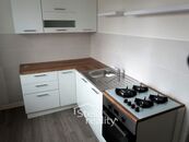 Pronájem, byt 3+1 s balkónem, 66 m , OV, ul. Jesenická, Bruntál, cena 12000 CZK / objekt / měsíc, nabízí 