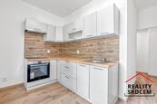 Pronájem bytu v os.vl. 2+1+balkon/55m2 na ul. Na Kopci, Karviná - Mizerov, cena 11200 CZK / objekt / měsíc, nabízí 