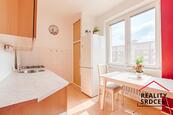 Pronájem pěkného bytu 1+1, 37m2 ul. Sokolovská, Ostrava - Poruba, cena 8200 CZK / objekt / měsíc, nabízí 