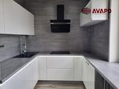 Pronájem velmi pěkného bytu 2+kk s balkonem ul. Ukrajinská, Ostrava, cena 12900 CZK / objekt / měsíc, nabízí 