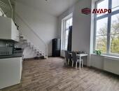 Pronájem moderního mezonetového bytu 1+kk na ul. Popské v Opavě, cena 11000 CZK / objekt / měsíc, nabízí 