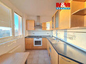 Pronájem bytu 3+1, 72 m2, Ostrava, ul. Mjr. Nováka, cena 13000 CZK / objekt / měsíc, nabízí M&M reality holding a.s.