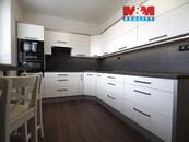 Pronájem bytu 2+1, 64 m2, Frýdek-Místek, ul. Brožíkova, cena 14000 CZK / objekt / měsíc, nabízí 