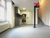 Pronájem bytu 2+kk, 35 m2, Ostrava, ul. 28. října, cena 9500 CZK / objekt / měsíc, nabízí 
