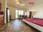 Pronájem bytu 1+kk, 36 m2, Ostrava, ul. Porubská, cena 9500 CZK / objekt / měsíc, nabízí 