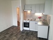 Prodej bytu 1+1 se dvěma lodžiemi, 44 m2, ul. A. Poledníka, Ostrava, cena 3450000 CZK / objekt, nabízí 