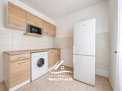 Pronájem bytu 1+1, 28 m2, ulice Čujkovova, cena 11000 CZK / objekt / měsíc, nabízí 