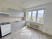 Pronájem bytu 2+1 67 m2, ul. Nálepkovo náměstí, Ostrava - Poruba, cena 13000 CZK / objekt / měsíc, nabízí Real Reality Klíč