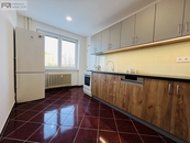 Pronájem, Byt 2+1, Ostrava, cena 12000 CZK / objekt / měsíc, nabízí Féroví makléři