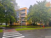 Družstevní byt 3+1 s lodžií ve 2. patře nízkopodlažního domu Kopřivnice, ul. Francouzská, cena 3150000 CZK / objekt, nabízí 